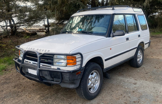 Custom Print of a Land Rover Discovery Series I named "Lucy"
